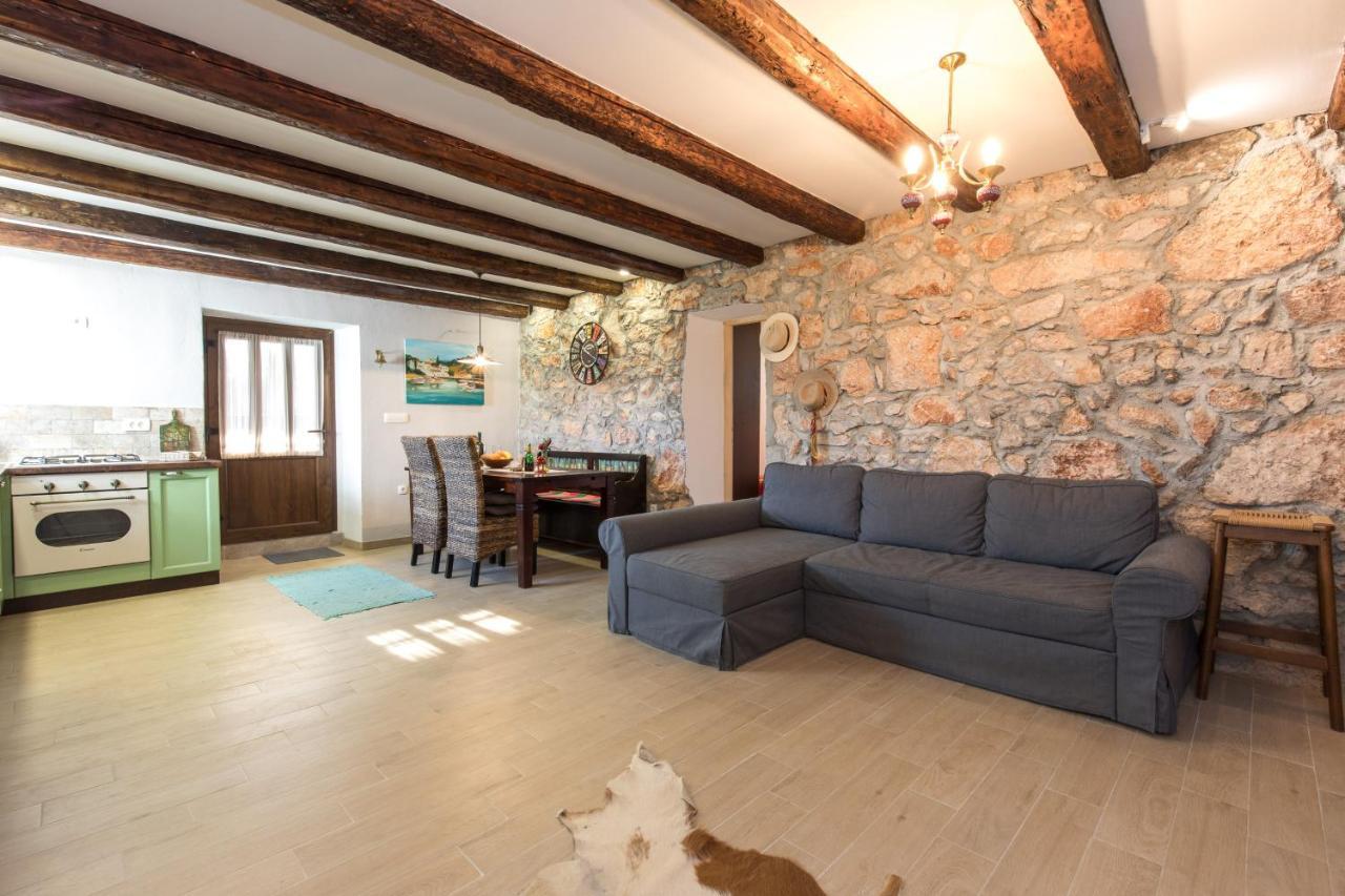 Apartman Lidija Risika Esterno foto